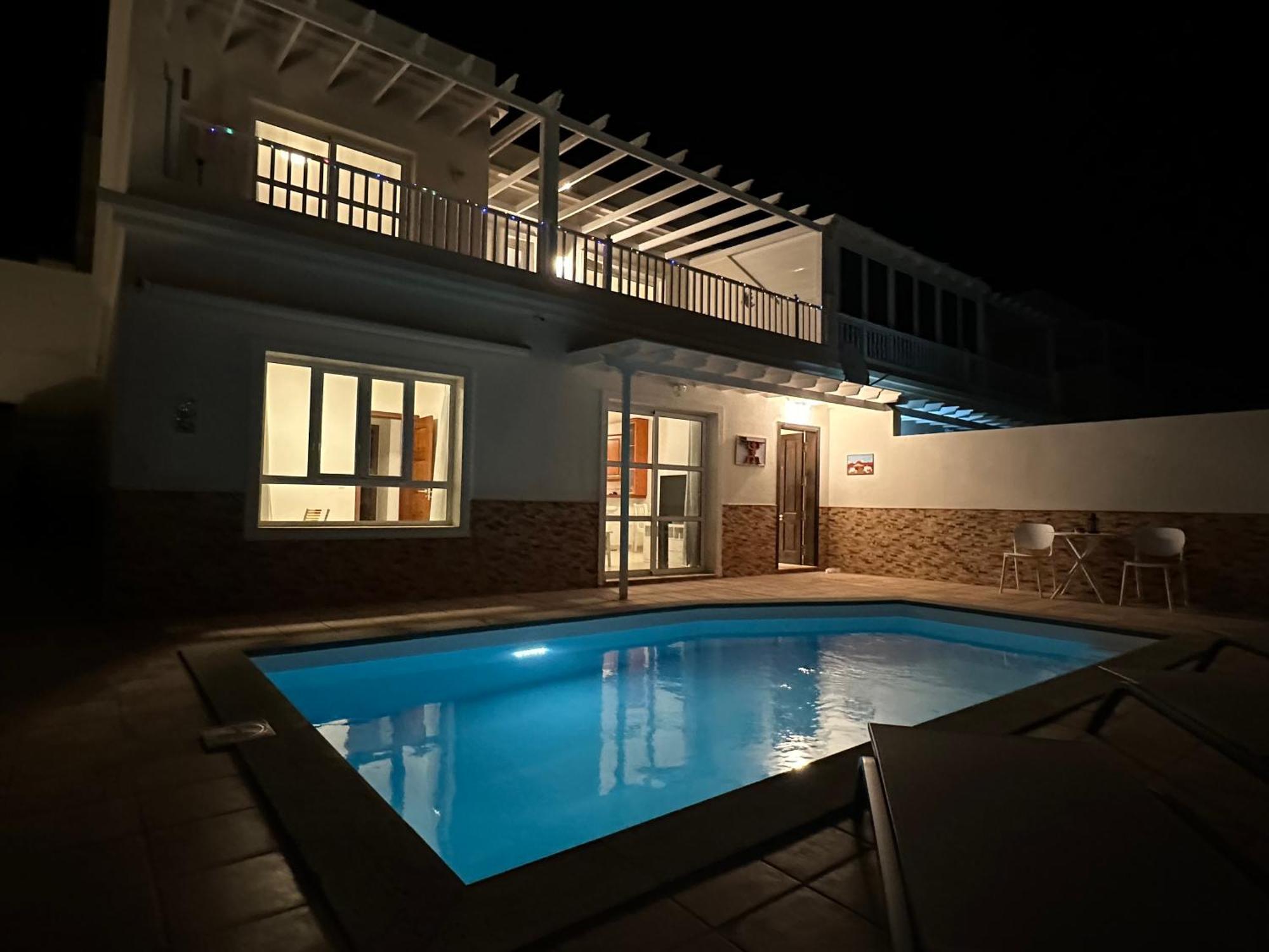 Villa Crotos Costa Teguise Bagian luar foto